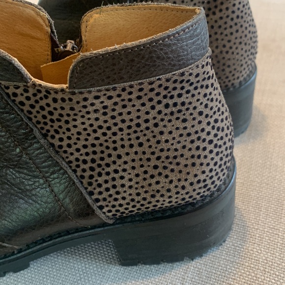 EUC Chunky Leather bootie BROWN & LEOPARD US 8 EU 39 - Picture 6 of 14